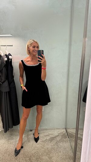 Jenni Falconer leaked photo #62