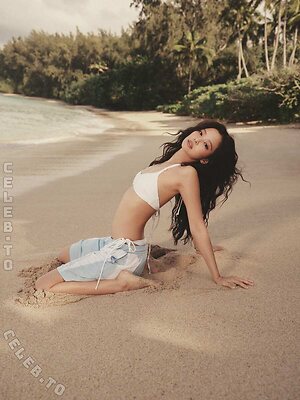 Jennie Kim Nude Leaked Photo #40