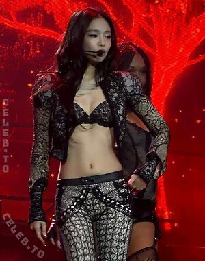 Jennie Kim Nude Leaked Photo #49