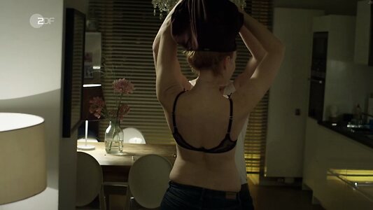 Jennifer Buschmann leaked photos