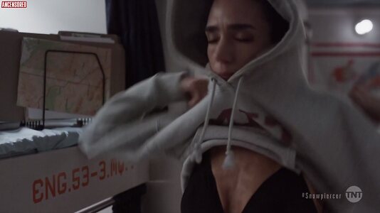 Jennifer Connelly leaked photo #172