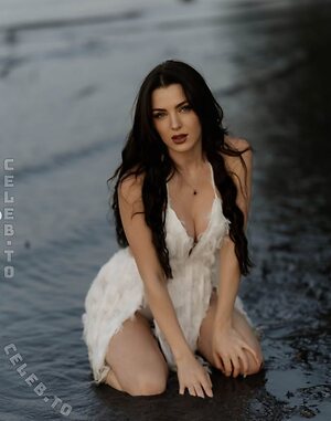 Jennifer Degenhart leaked photo #22
