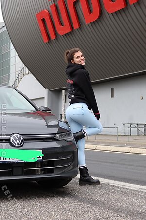 Jennifer Engelhard Nude Leaked Photo #5