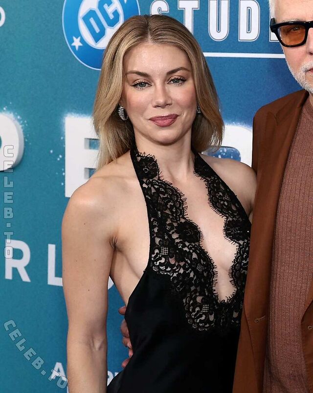 Jennifer Holland leaked photos