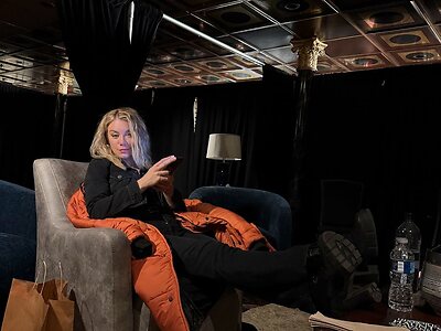 Jennifer Holland leaked photo #64