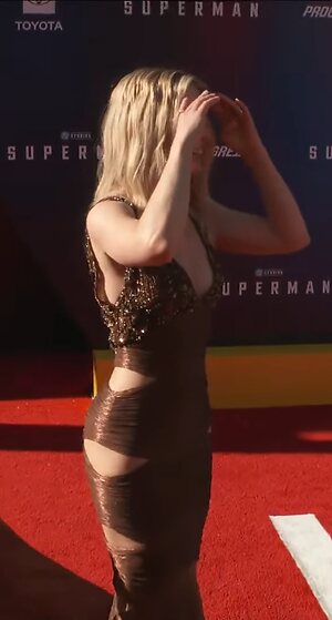Jennifer Holland leaked photo #79