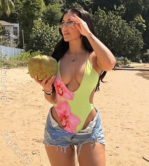 Jennifer Iglesias Nude Leaked Photo #4