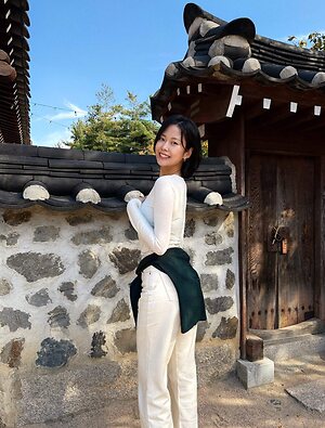 Jennifer Kim leaked photo #33