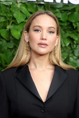 Jennifer Lawrence leaked photo #315