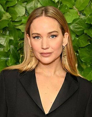 Jennifer Lawrence leaked photo #317