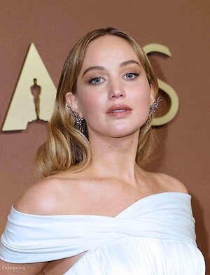Jennifer Lawrence leaked photo #334