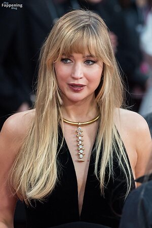 Jennifer Lawrence leaked photo #345