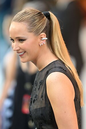 Jennifer Lawrence leaked photo #424