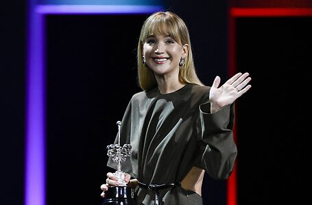 Jennifer Lawrence leaked photo #448