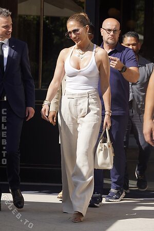 Jennifer Lopez photo