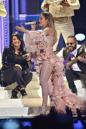 Jennifer Lopez leaked photo #294