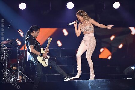 Jennifer Lopez leaked photo #295