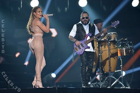 Jennifer Lopez leaked photo #297
