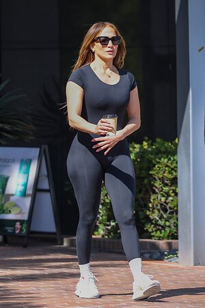 Jennifer Lopez leaked photo #374