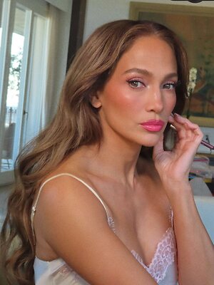 Jennifer Lopez leaked photo #390