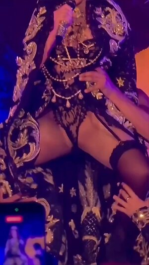 Jennifer Lopez leaked photo #424