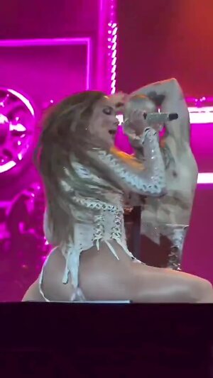Jennifer Lopez leaked photo #433