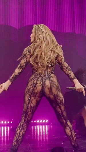 Jennifer Lopez leaked photo #438