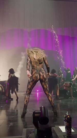 Jennifer Lopez leaked photo #441