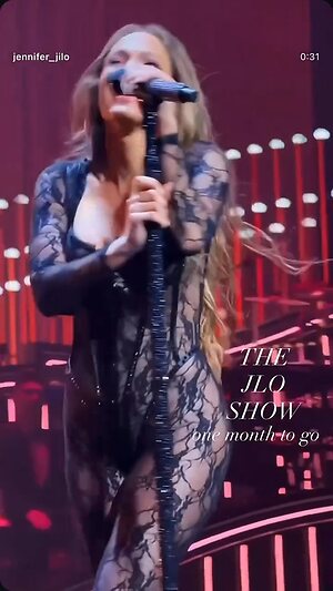 Jennifer Lopez leaked photo #465