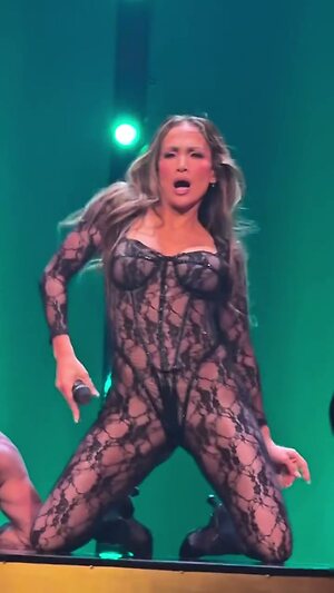 Jennifer Lopez leaked photo #512