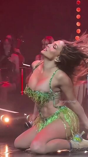 Jennifer Lopez leaked photo #520