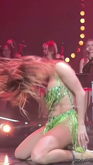 Jennifer Lopez leaked photo #521