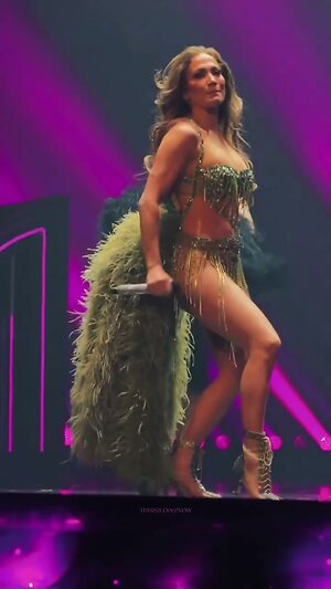 Jennifer Lopez leaked photo #533