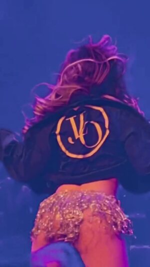 Jennifer Lopez leaked photo #537