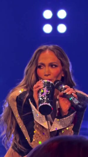 Jennifer Lopez leaked photo #624