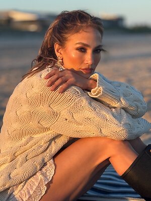 Jennifer Lopez leaked photo #793