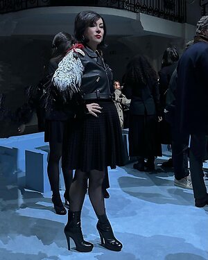 Jennifer Tilly leaked photo #7