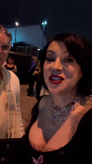 Jennifer Tilly leaked photo #14