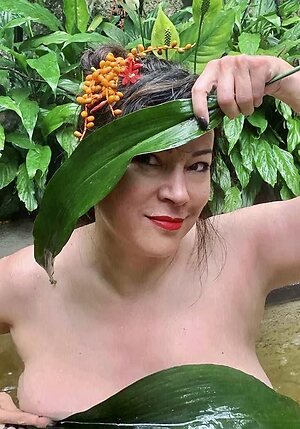 Jennifer Tilly leaked photo #135