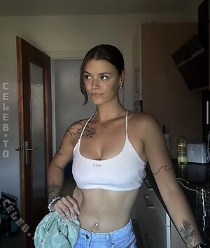 Jennifer_hfmn