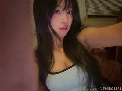 Jenny Hwang leaked photo #10