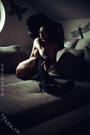 Jenny pfeiffer Nude Leaked Photo #4