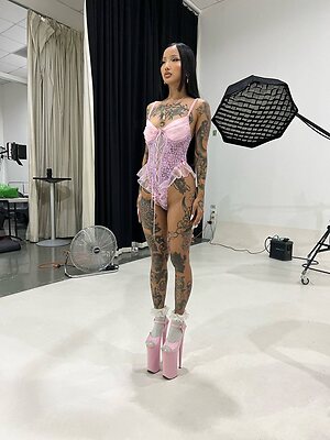 Jenny Zhao leaked photo #22