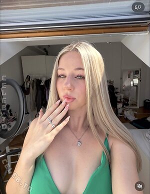 jennybelly photo
