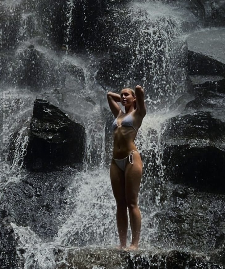 Jenny.lbx photo