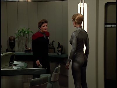 Jeri Ryan leaked photo #111