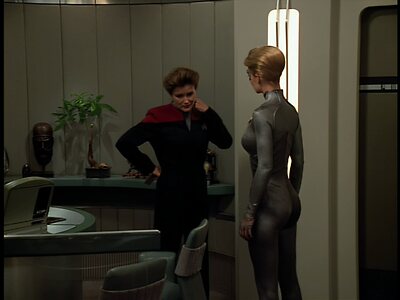 Jeri Ryan Nude Leaked Photo #113