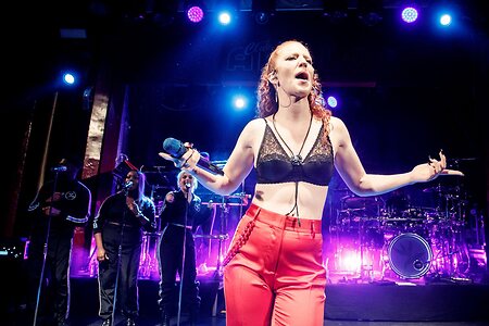 Jess Glynne leaked photo #17