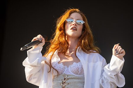 Jess Glynne leaked photo #51