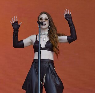 Jess Glynne leaked photo #76